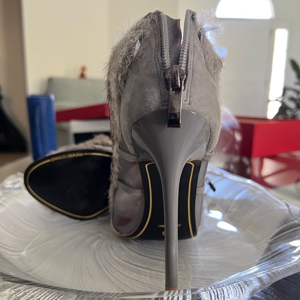 Charles Jourdan Gray Suede Heels with Stiletto